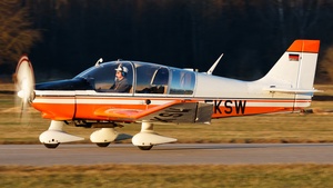 Photo of D-EKSW - Robin DR400/180R Remorqueur operated by Fliegerclub Condor