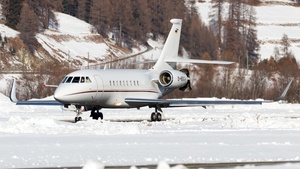 Photo of D-BDCA - Dassault Falcon 2000LX operated by DC Aviation