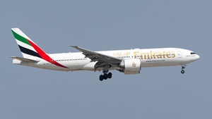Boeing 777-21H(LR)