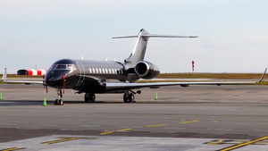 Photo of OO-WLP - Bombardier Global 5500 operated by Luxaviation Belgium