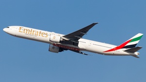 Photo of A6-ECX - Boeing 777-31H(ER) operated by Emirates