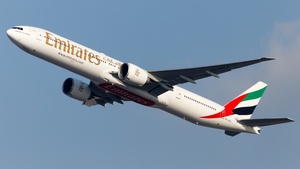 Photo of A6-EPG - Boeing 777-31H(ER) operated by Emirates