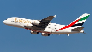 Photo of A6-EUI - Airbus A380-861 operated by Emirates