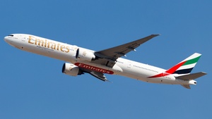 Photo of A6-ECZ - Boeing 777-31H(ER) operated by Emirates