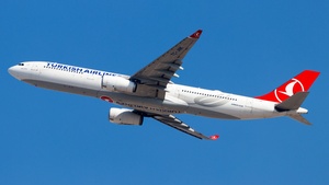 Photo of TC-JNK - Airbus A330-343 operated by Turkish Airlines