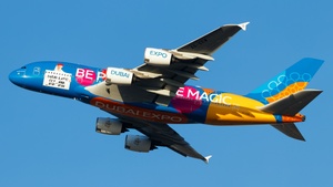 Photo of A6-EEW - Airbus A380-861 operated by Emirates