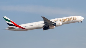 Photo of A6-ENJ - Boeing 777-31H(ER) operated by Emirates