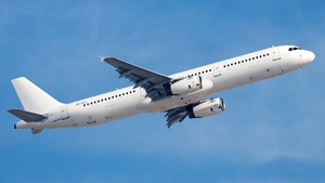 Photo of 9H-SLG - Airbus A321-231 operated by SmartLynx Malta
