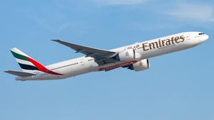Photo of A6-ENO - Boeing 777-31H(ER) operated by Emirates