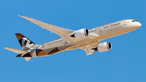 Photo of A6-BLM - Boeing 787-9 Dreamliner operated by Etihad Airways