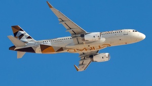 Photo of A6-EIS - Airbus A320-232 operated by Etihad Airways