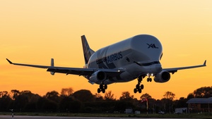 F-GXLJ