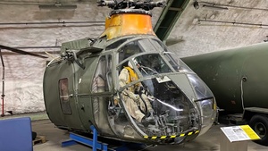 Photo of 01007 - Piasecki Hkp 1 [Vertol 44A] operated by Swedish Navy