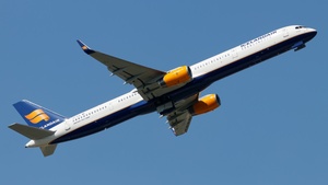 Photo of TF-FIX - Boeing 757-308 operated by Icelandair