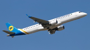 Photo of UR-EMF - Embraer ERJ-195LR operated by Ukraine International Airlines