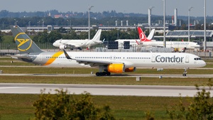Photo of D-ABOM - Boeing 757-330 operated by Condor
