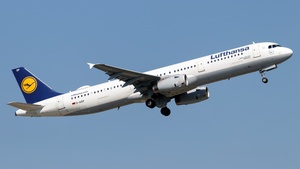 Photo of D-AIDP - Airbus A321-231 operated by Lufthansa