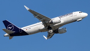 Photo of D-AIWD - Airbus A320-214 operated by Lufthansa