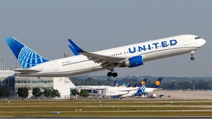 Photo of N648UA - Boeing 767-322(ER) operated by United Airlines