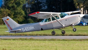 Photo of D-EEMH - Cessna 172RG Cutlass RG operated by HAEUSL'AIR – Flugschule Michael Haeusler