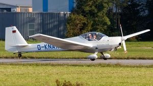 Photo of D-KNAX - Scheibe SF 25C Heubacher-Falke operated by Luftsportverein Landshut