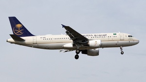 Photo of HZ-ASD - Airbus A320-214 operated by Saudia