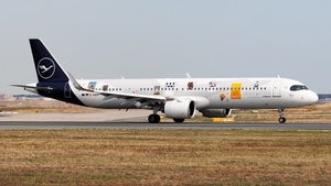 Photo of D-AIEM - Airbus A321-271NX operated by Lufthansa