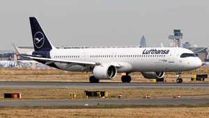Photo of D-AIEF - Airbus A321-271NX operated by Lufthansa