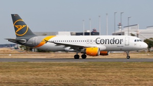 Photo of D-AICG - Airbus A320-212 operated by Condor