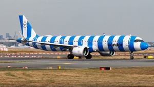 Photo of D-ANLD - Airbus A321-271NX operated by Condor