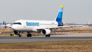 Photo of D-AIUX - Airbus A320-214 operated by Discover Airlines