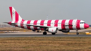 Photo of D-AICS - Airbus A320-214 operated by Condor