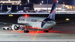 Photo of N420LA - Boeing 767-316F operated by LATAM Cargo