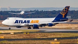 Photo of N476MC - Boeing 747-47UF operated by Atlas Air