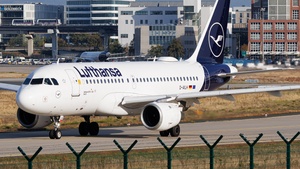 Photo of D-AILH - Airbus A319-114 operated by Lufthansa