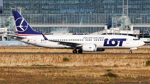 Photo of SP-LYH - Boeing 737 MAX 8 operated by LOT Polish Airlines