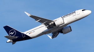 Photo of D-AINZ - Airbus A320-271N operated by Lufthansa