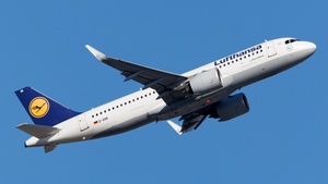 D-AINI - Airbus A320-271N