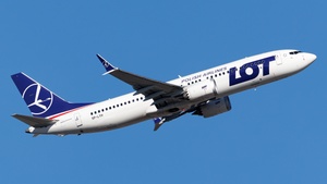 Photo of SP-LYH - Boeing 737 MAX 8 operated by LOT Polish Airlines