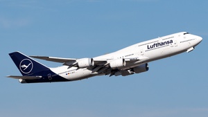 Photo of D-ABYC - Boeing 747-830 operated by Lufthansa
