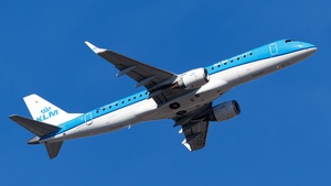Photo of PH-EXF - Embraer ERJ-190STD operated by KLM Cityhopper