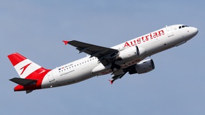 Photo of OE-LXD - Airbus A320-216 operated by Austrian Airlines