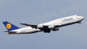 Photo of D-ABYH - Boeing 747-830 operated by Lufthansa