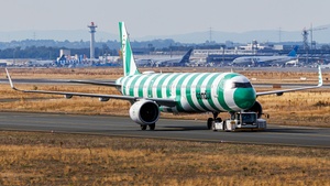 Photo of D-ANMW - Airbus A321-271NX operated by Condor
