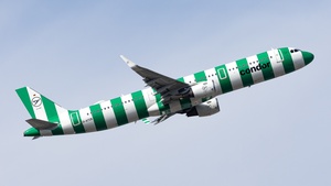 Photo of D-ATCB - Airbus A321-211 operated by Condor