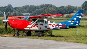 Photo of D-EJNB - Cessna U206G Soloy Turbine 206 operated by Skydive Exit