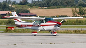 Photo of D-EWTE - Cessna 182Q Skylane operated by Fliegergruppe Traunstein