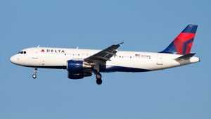 Photo of N373NW - Airbus A320-212 operated by Delta Air Lines