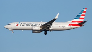 Photo of N978NN - Boeing 737-823 operated by American Airlines