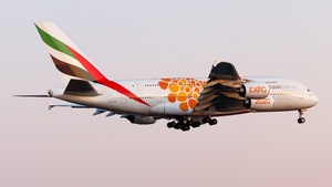 Photo of A6-EOB - Airbus A380-861 operated by Emirates